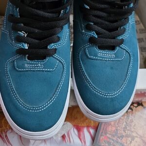 Vans Half Cab Skateboard Sneaker